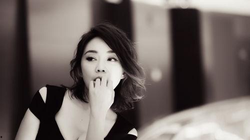 娱乐大爆料闫妮视频,娱乐大爆料背后的精彩瞬间